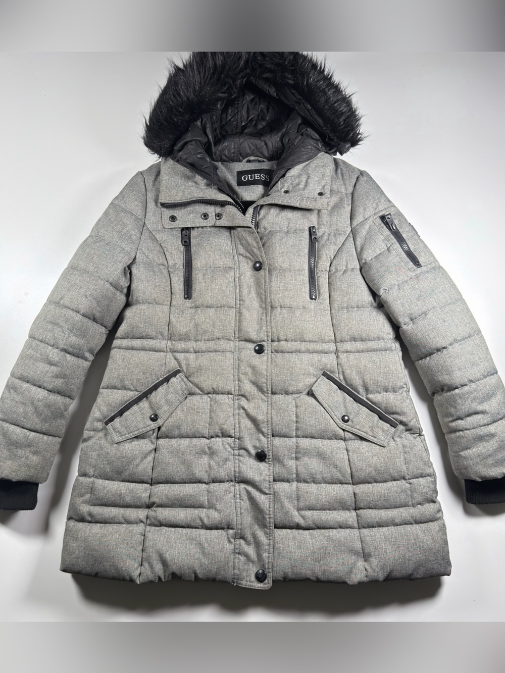 Guess Gray Puffer Parka Coat Size XL – Black Faux Fur Hood Quilted